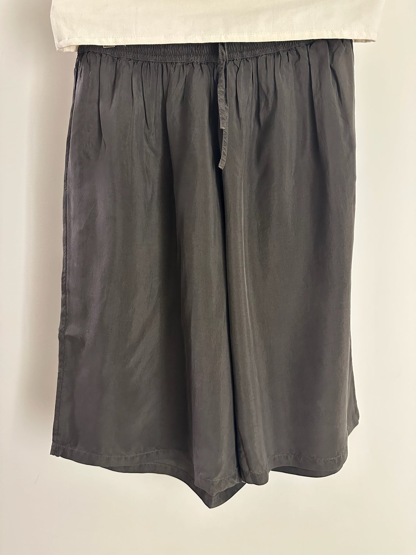 Gabriela Coll No. 259 Cupro Short Trousers